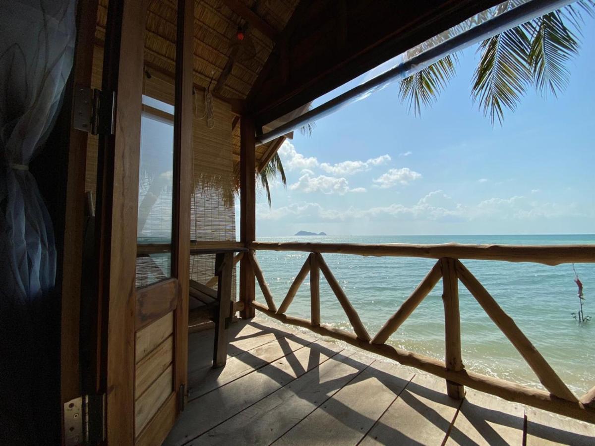 Castaway Beach Bungalows Srithanu Exterior foto